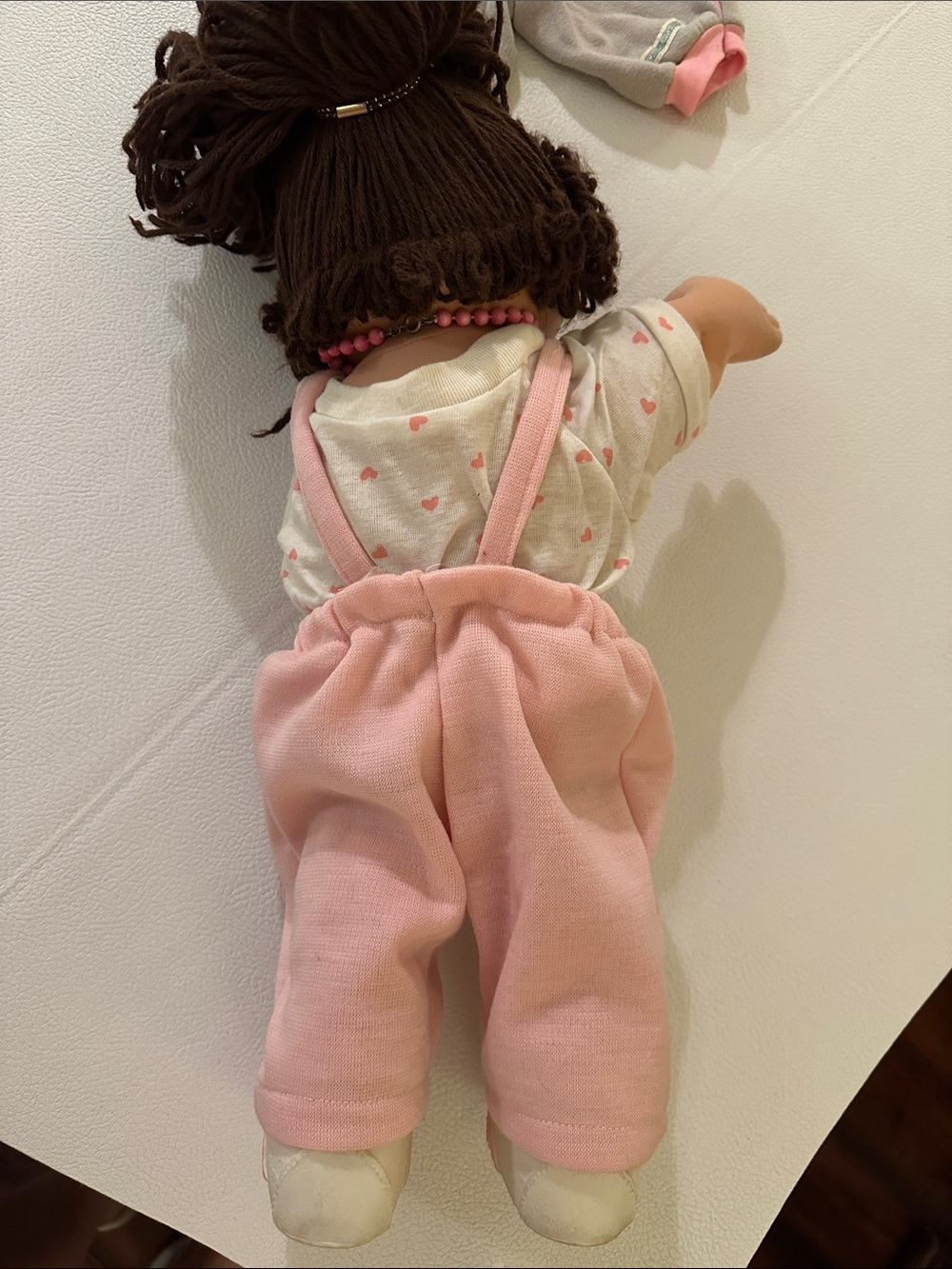 Rare Cabbage Patch Kid Girl with Pink Overalls Accessories - Picture 9 of 11